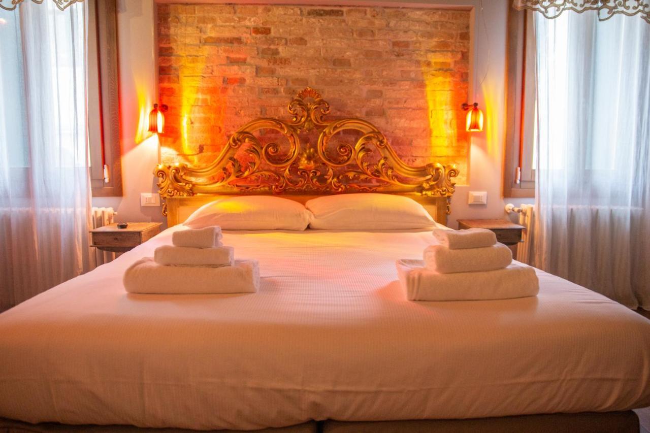 Rosso Charm B&B Венеція Екстер'єр фото