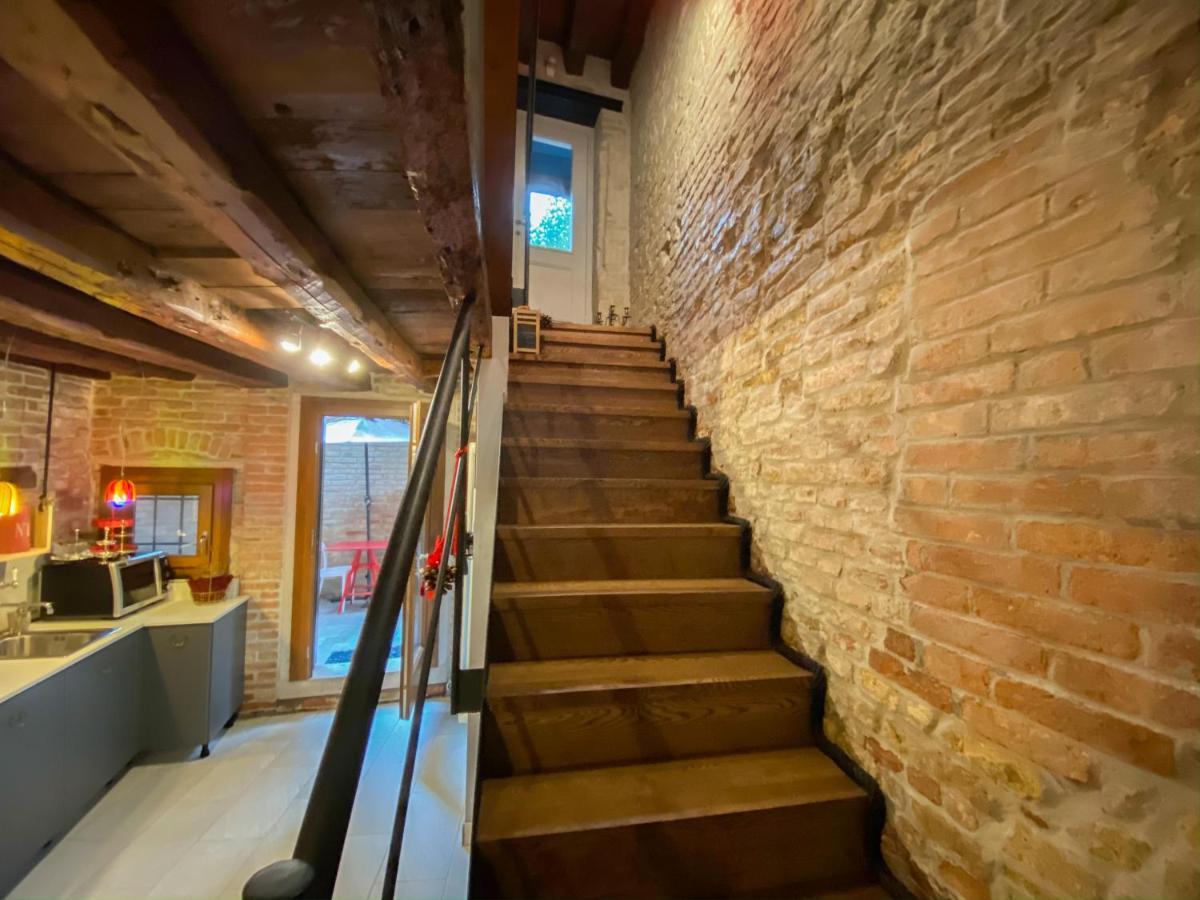 Rosso Charm B&B Венеція Екстер'єр фото