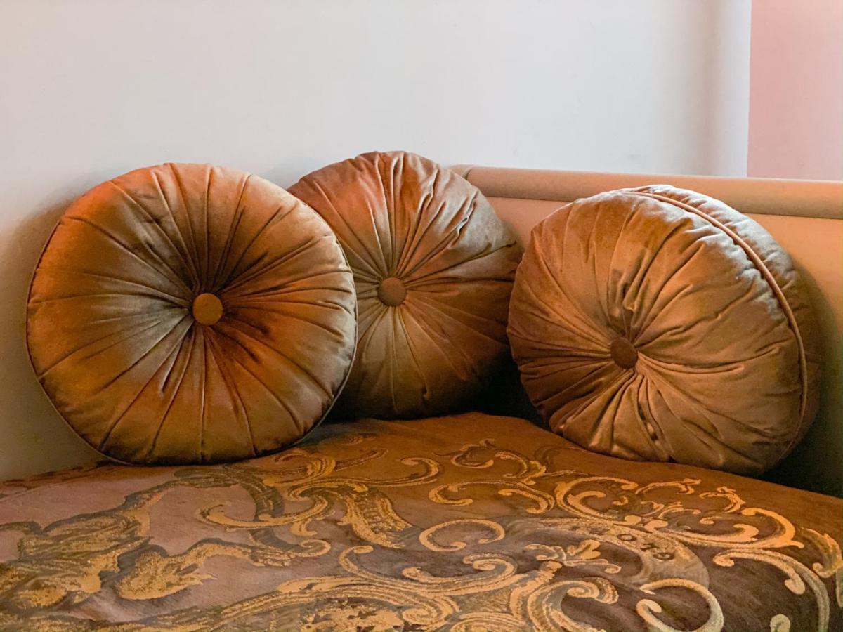 Rosso Charm B&B Венеція Екстер'єр фото
